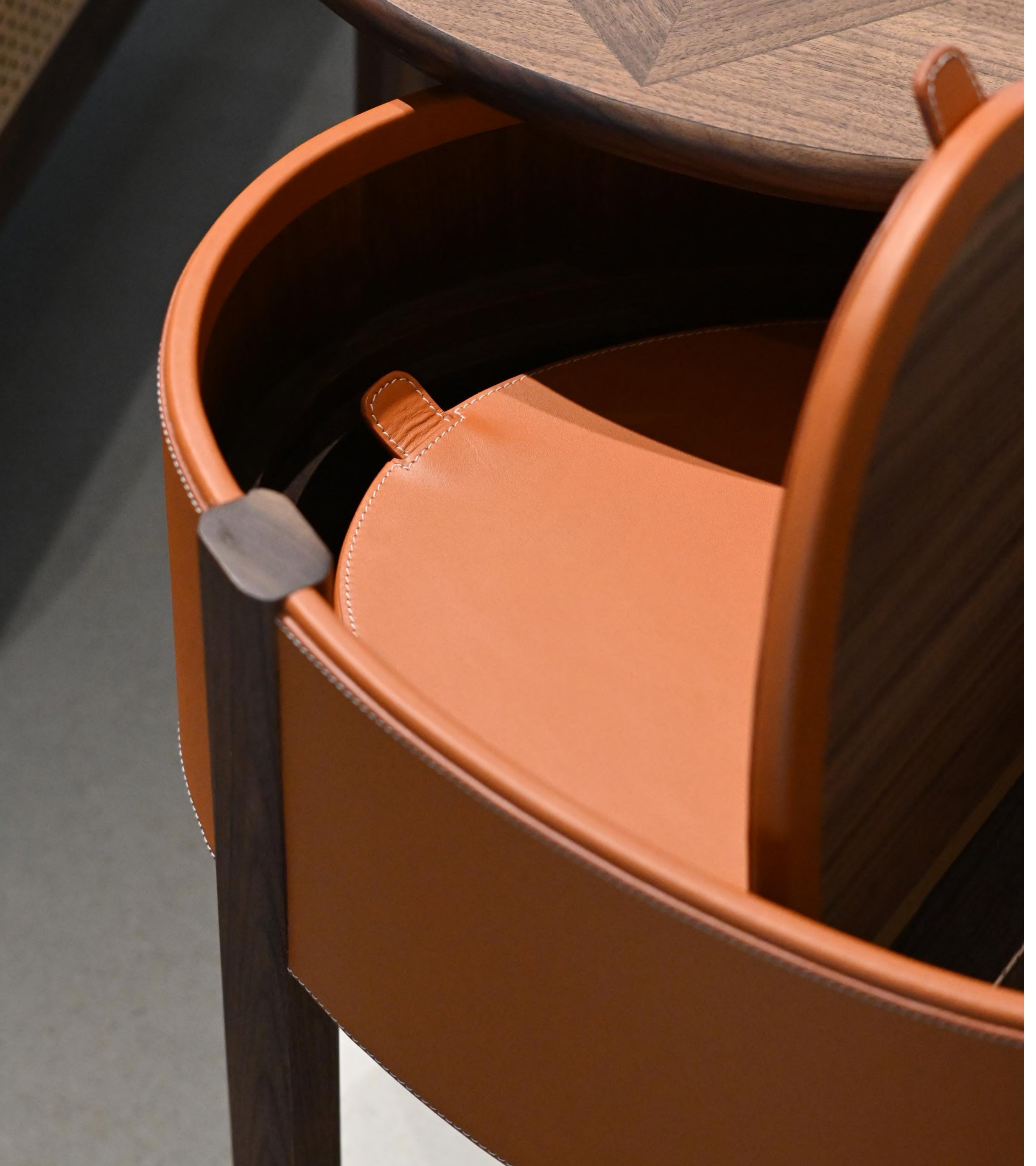 Corner Table Series